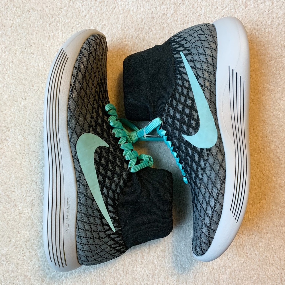 Nike Men's Lunarepic Flyknit Shield, Sample Shoe